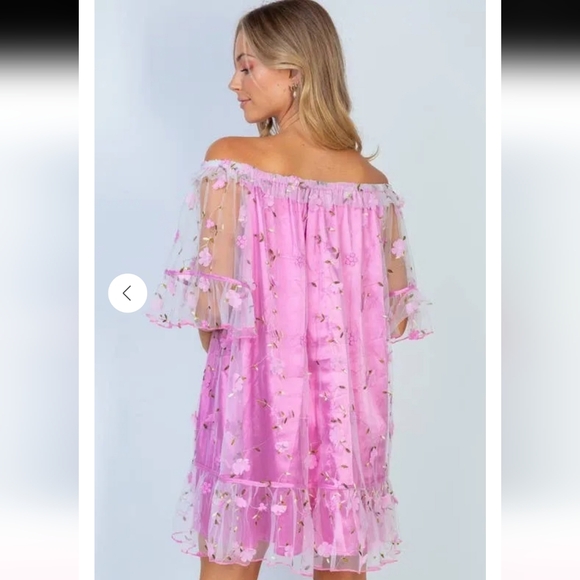 White Birch NWOT Lilac Floral Applique Dress - Picture 3 of 6